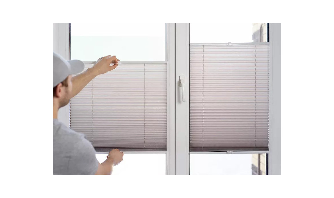 Jak należy czyścić plisy? Przydatne porady